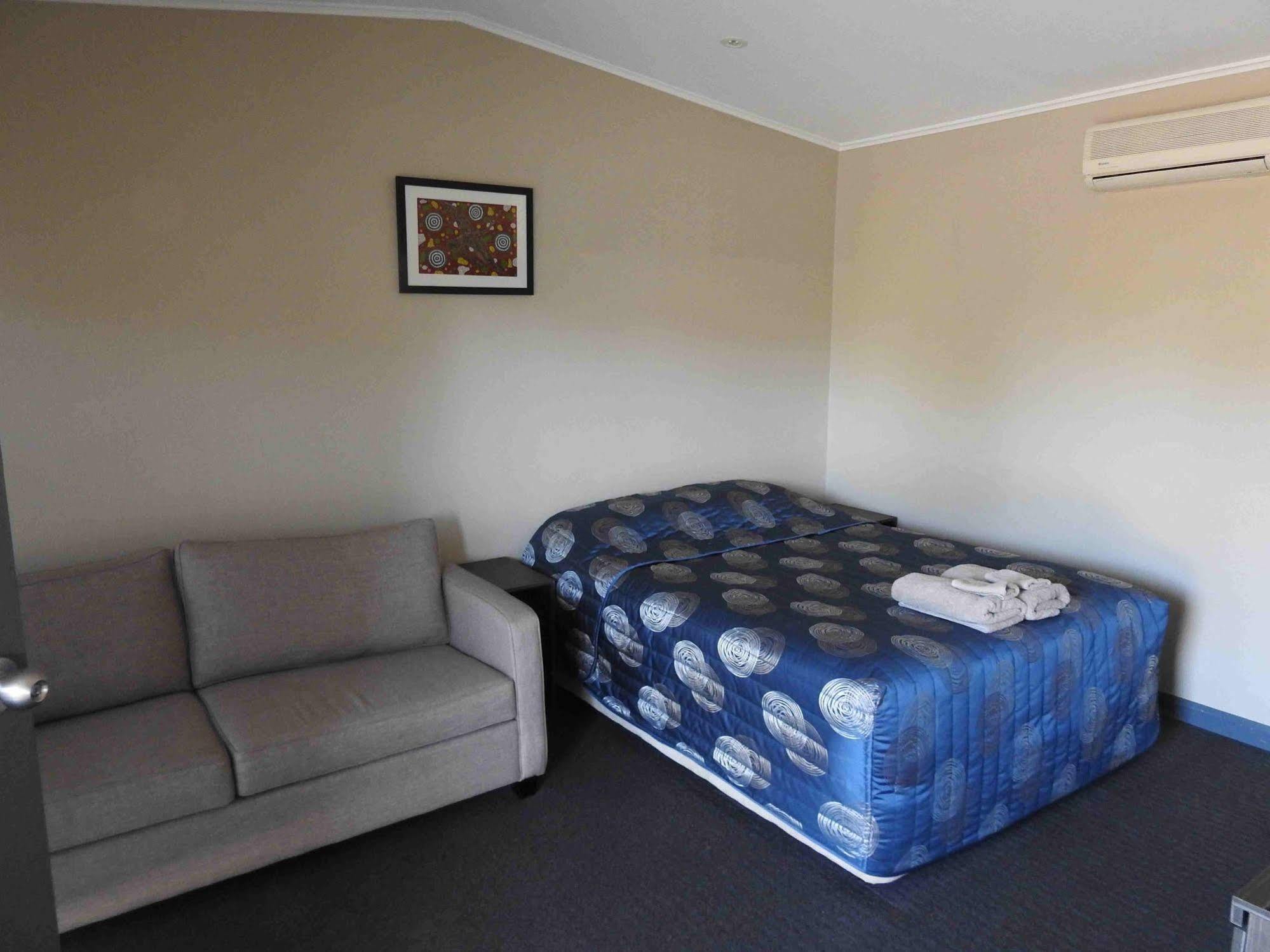 Copper City Motel Cobar Kültér fotó