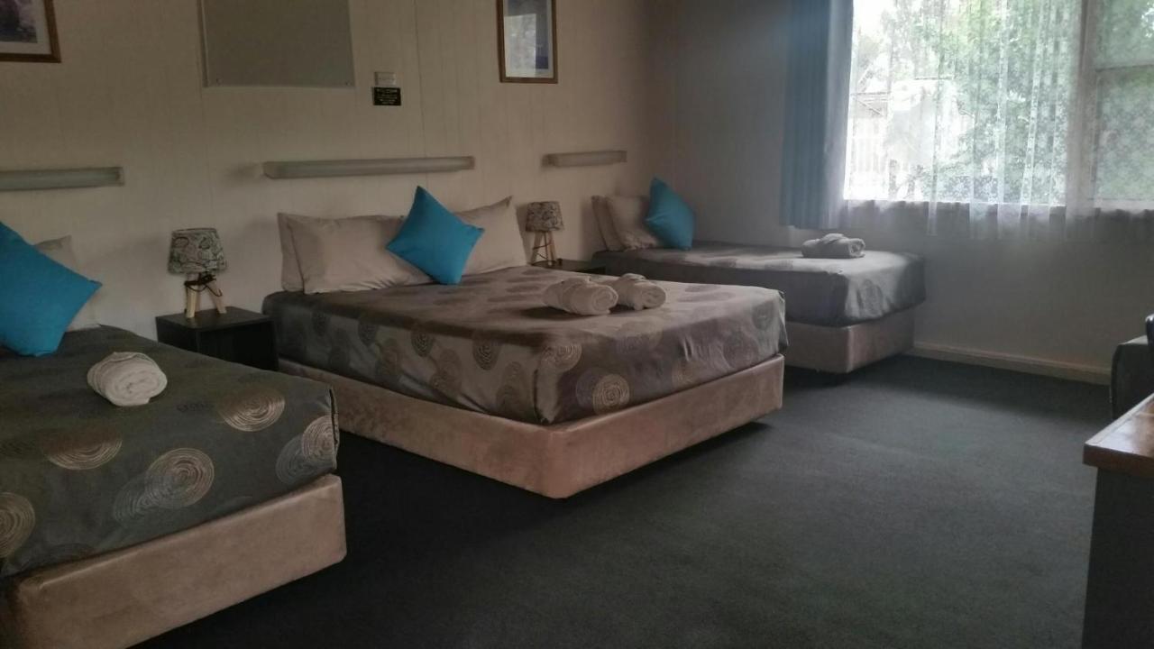 Copper City Motel Cobar Kültér fotó